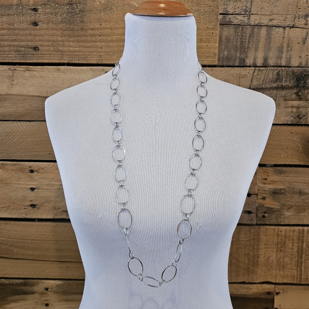 RLM Studio (Robert Lee Morris) Sterling Silver Hammered Oval Link Necklace